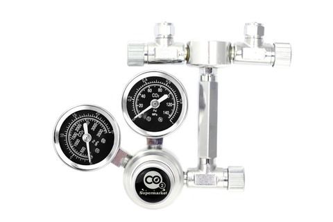 Photo showing 57mm extension used to connect a CO2 regulator to a splitter