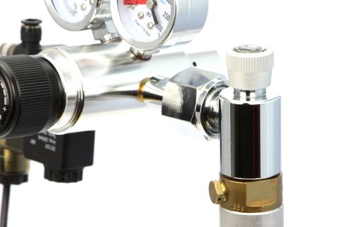 Australian SodaStream SodaClub attached to gas regulator